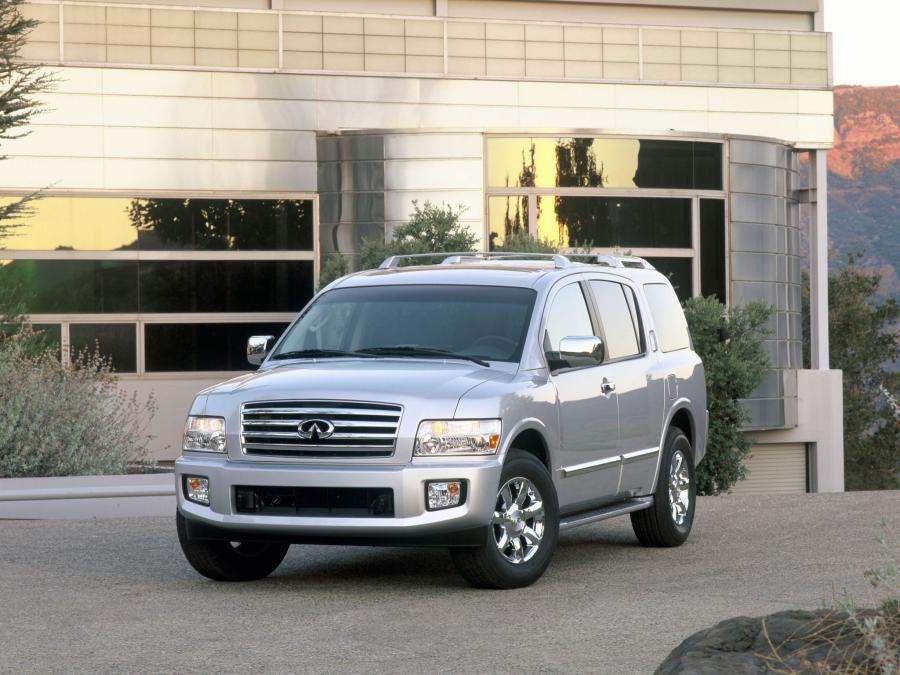  Infiniti QX56 2004 года  (фото 2 из 31)